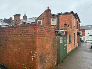 Photo 15- click for photo gallery